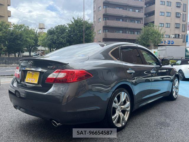 Nissan FUGA 2010-02 391077-14
