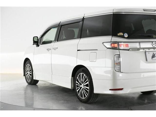 Nissan ELGRAND 2019-01 18626-6
