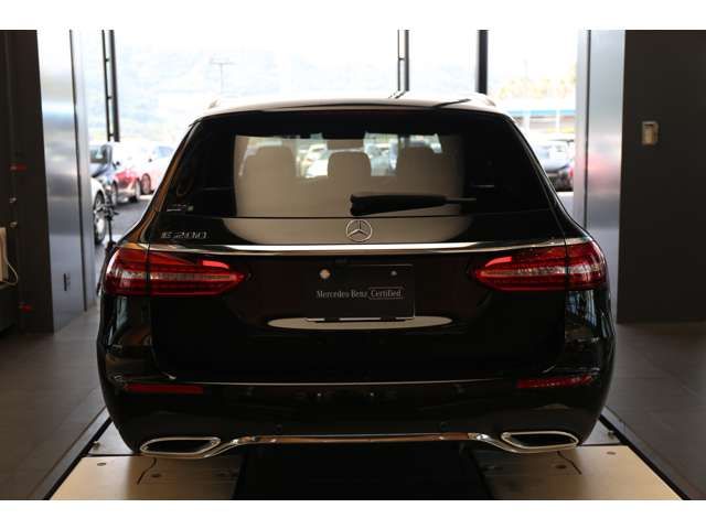 Mercedes Benz E-CLASS 2020-12 22976-5