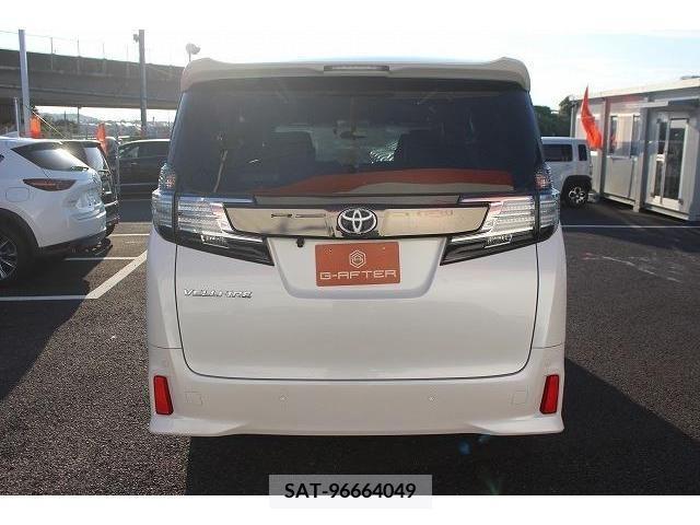 Toyota VELLFIRE 2017-06 369746-7