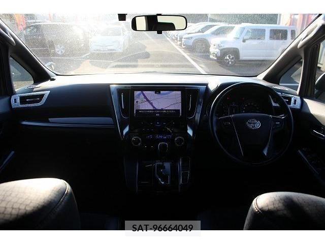 Toyota VELLFIRE 2017-06 369746-15