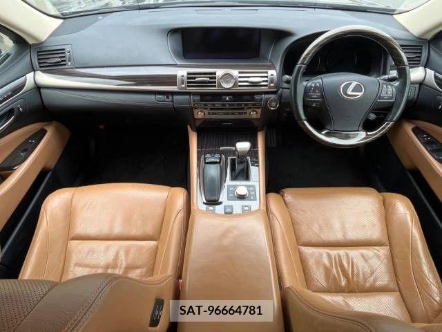 Lexus LS 2012-10 316831-1