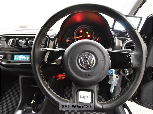 VolksWagen UP! 2015-12 373401-16