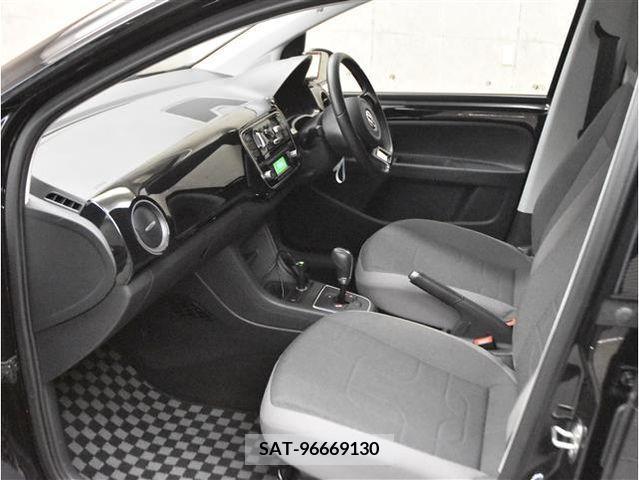 VolksWagen UP! 2015-12 373401-15