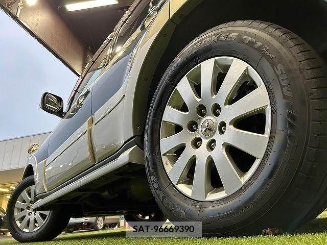 Mitsubishi PAJERO 2007-06 329717-17