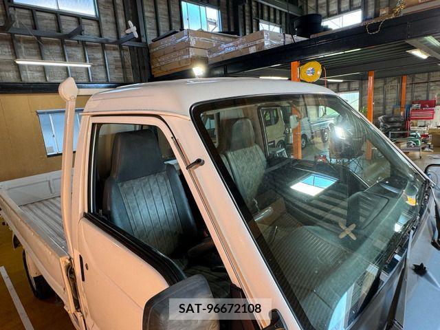 Mazda BONGO TRUCK 2003-11 349363-18