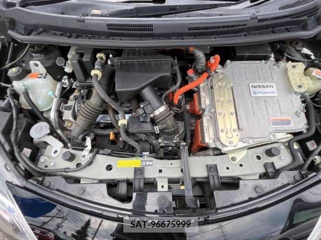 Nissan NOTE 2019-07 338552-18
