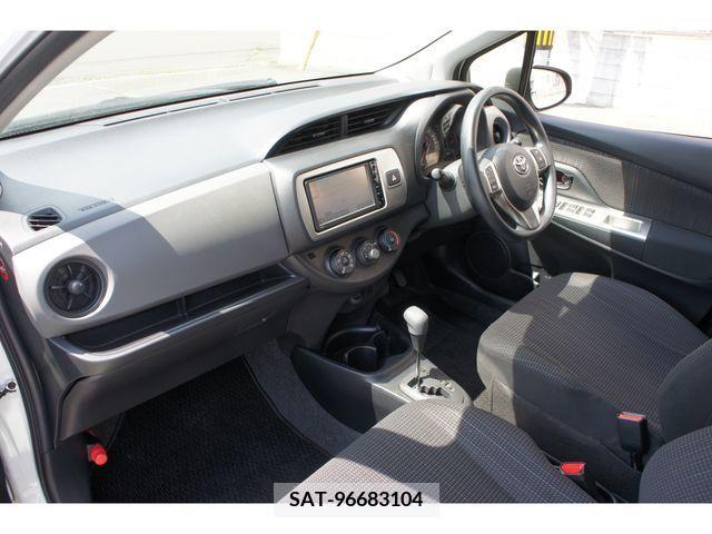 Toyota VITZ 2016-04 201070-6
