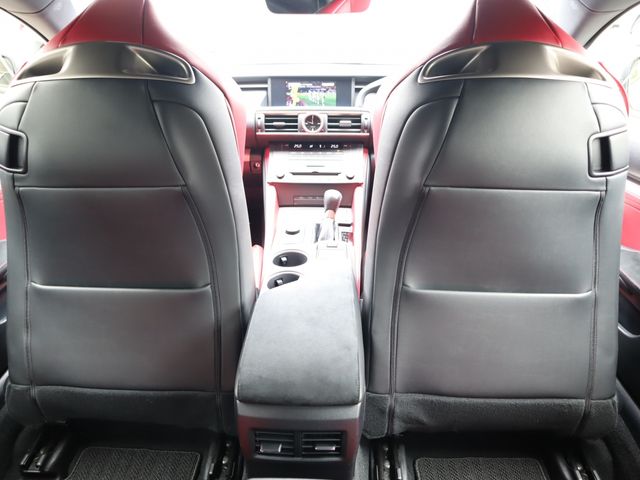Lexus RC F 2015-02 21994-11