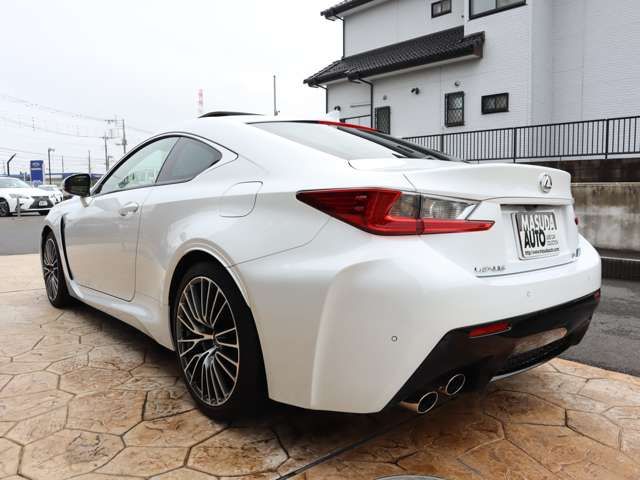 Lexus RC F 2015-02 21994-4