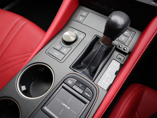 Lexus RC F 2015-02 21994-15