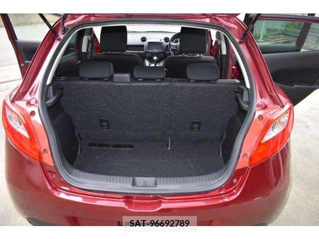 Mazda DEMIO 2013-05 301829-18