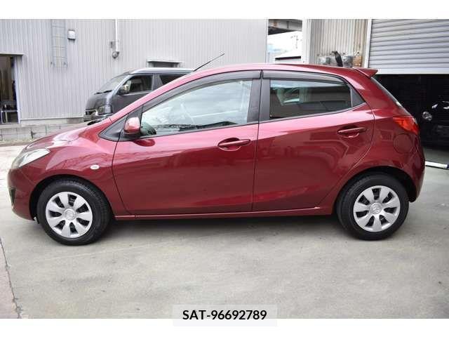 Mazda DEMIO 2013-05 301829-2
