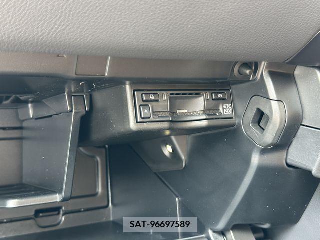 Lexus UX 2023-01 313523-10