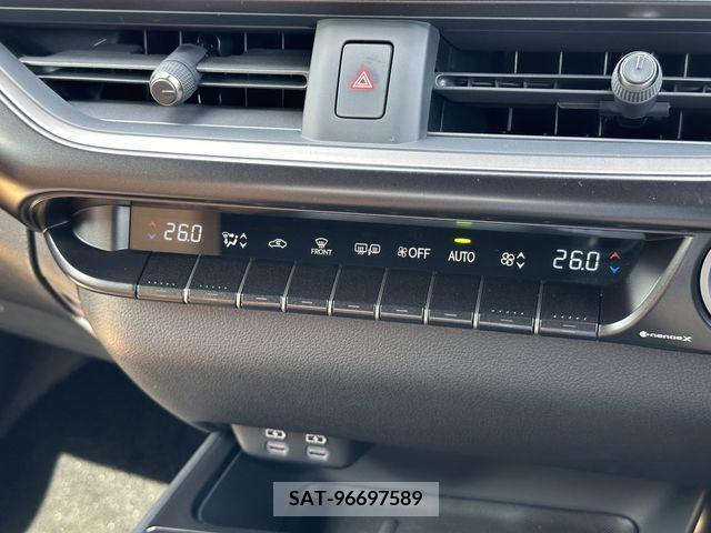 Lexus UX 2023-01 313523-6