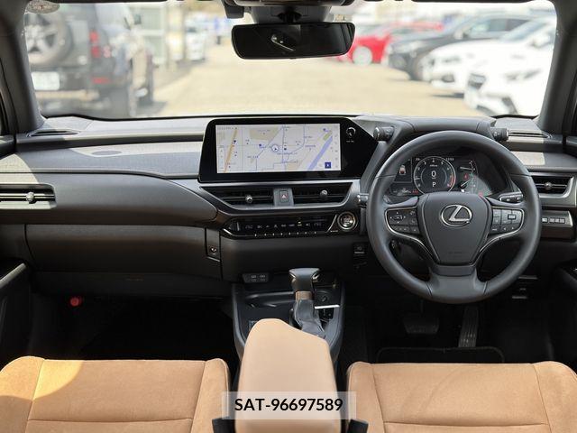 Lexus UX 2023-01 313523-1
