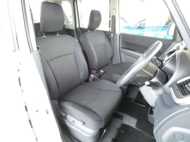 Mitsubishi DELICA D2 2015-09 13561-4
