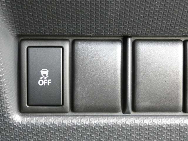 Mitsubishi DELICA D2 2015-09 13561-13