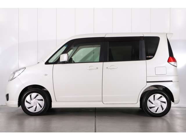 Mitsubishi DELICA D2 2015-09 13561-2