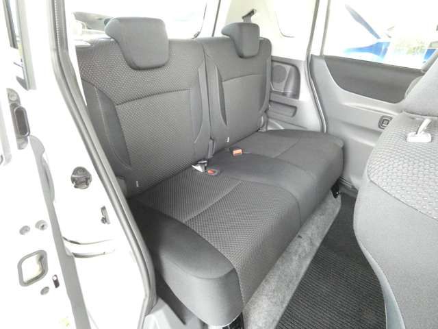 Mitsubishi DELICA D2 2015-09 13561-5