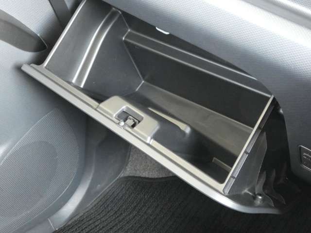 Mitsubishi DELICA D2 2015-09 13561-18