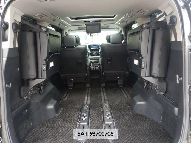Toyota VELLFIRE 2018-11 340989-24