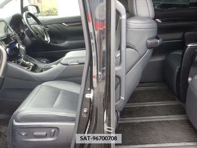 Toyota VELLFIRE 2018-11 340989-14