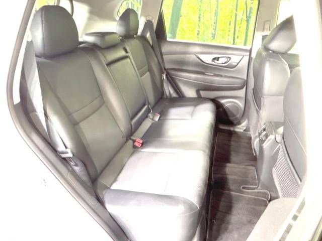 Nissan X-TRAIL 2016-06 15907-9