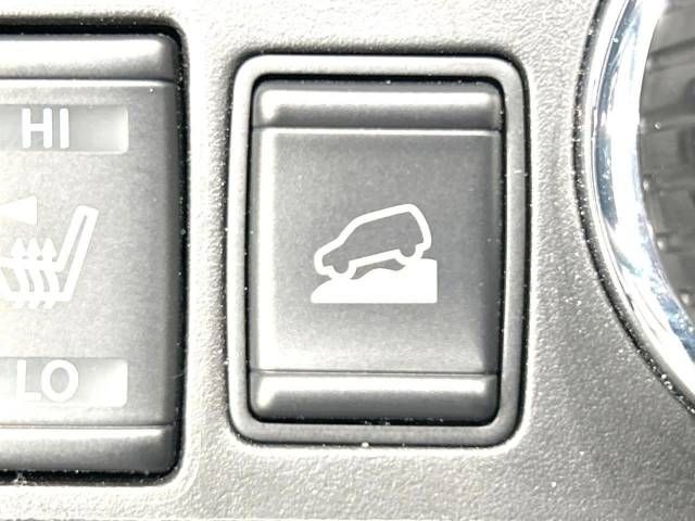 Nissan X-TRAIL 2016-06 15907-6