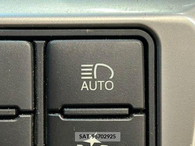 Toyota ESTIMA 2017-09 216845-7