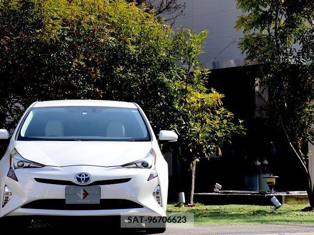 Toyota PRIUS 2017-04 216505-4