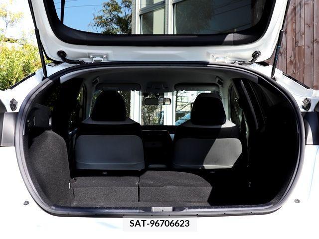 Toyota PRIUS 2017-04 216505-28