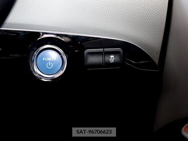 Toyota PRIUS 2017-04 216505-19