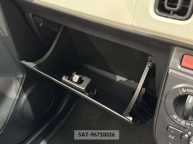 Suzuki ALTO 2016-09 292342-18