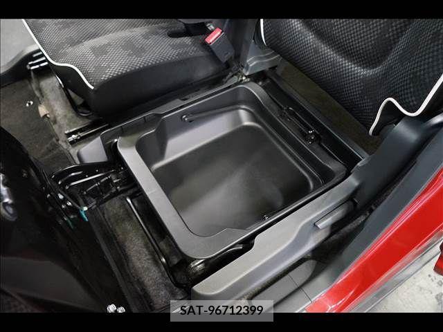 Suzuki HUSTLER 2017-05 272494-7