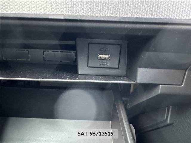 Daihatsu TAFT 2022-12 385810-28