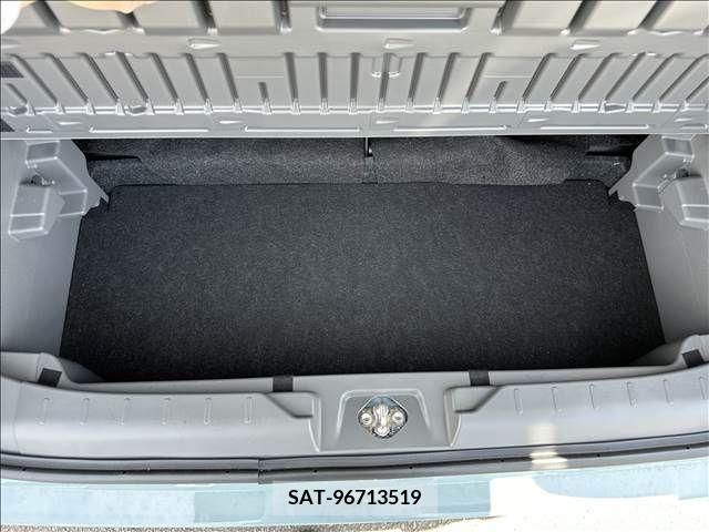 Daihatsu TAFT 2022-12 385810-11