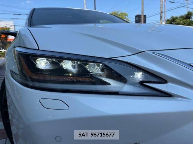 Lexus ES 2019-03 362729-13