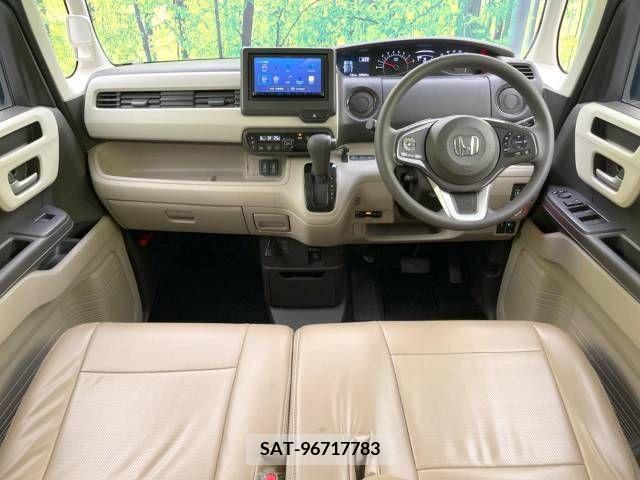 Honda N BOX 2019-08 364532-1