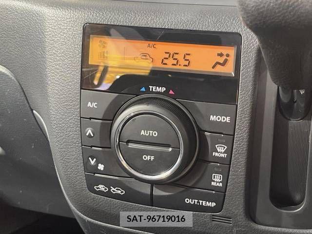 Suzuki SPACIA 2015-04 383288-3