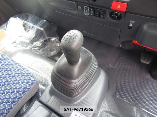 Mazda TITAN 2023-09 201953-19