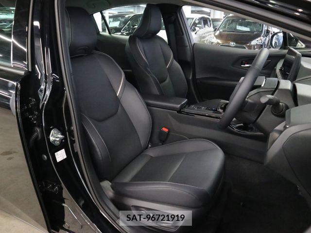 Toyota PRIUS 2023-04 281768-11