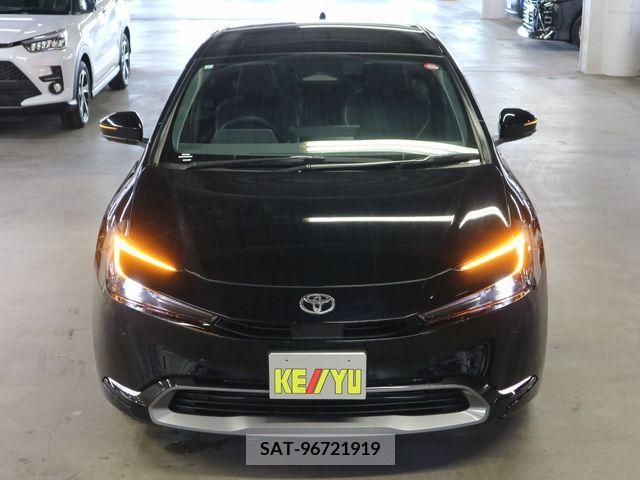 Toyota PRIUS 2023-04 281768-4