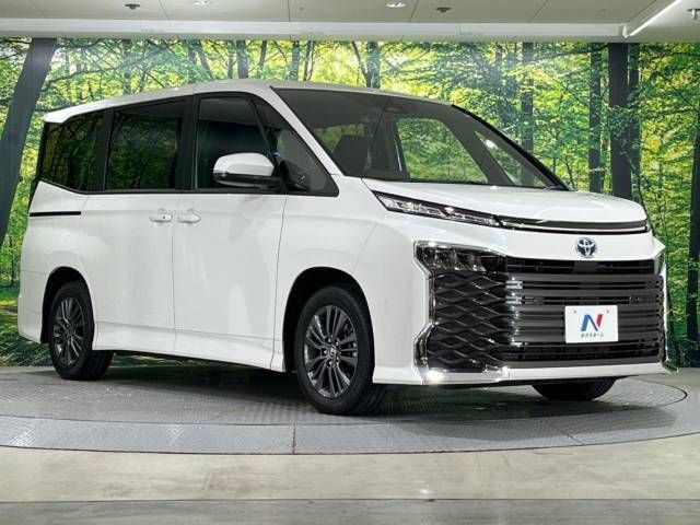 Toyota VOXY HYBRID 2023-03 28419-16