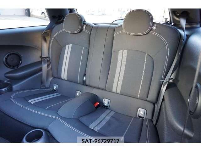Bmw MINI 2018-04 224811-17