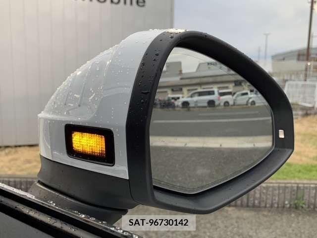 Audi A4 2022-09 379866-14