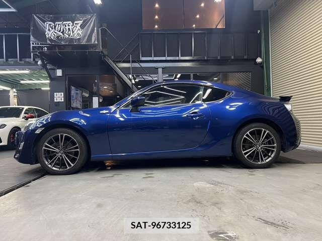 Toyota 86 2012-08 380763-3