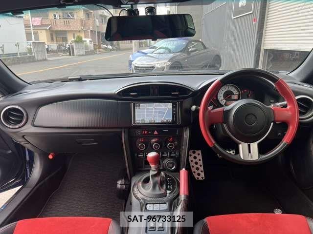 Toyota 86 2012-08 380763-4