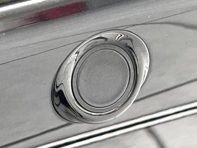 Toyota SIENTA 2018-12 28744-6