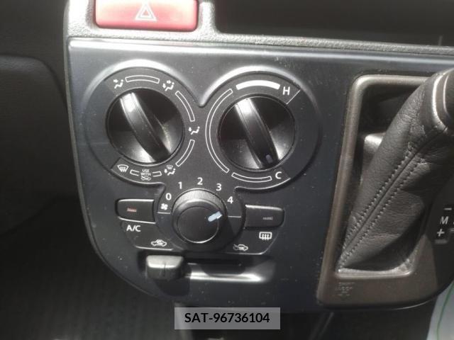 Suzuki ALTO 2018-04 333789-14